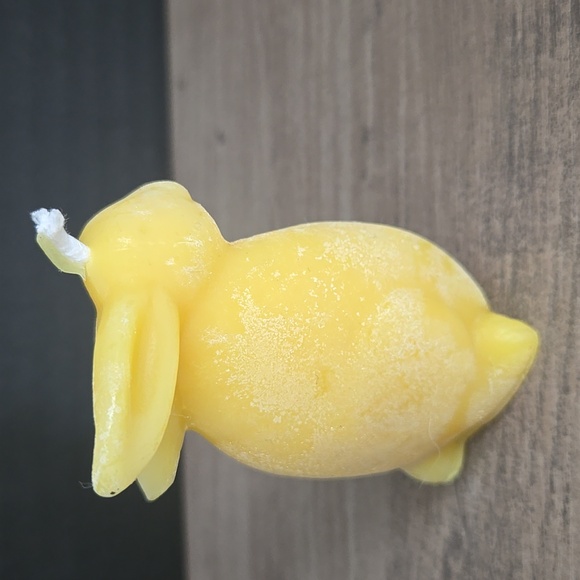 Handmade Pure Beeswax Bunny Rabbit Hare Beeswax Candle - Picture 2 of 5